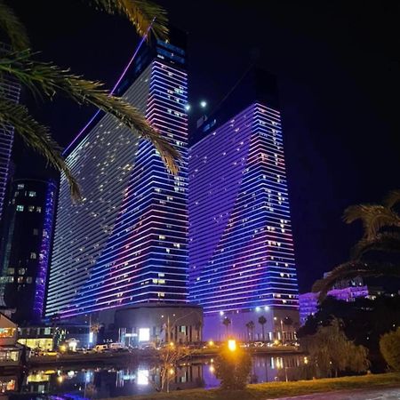 Downtown Centre In Batumi Aparthotel Orbi City In Батуми Экстерьер фото